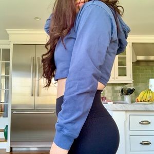 Lulu cropped hoodie